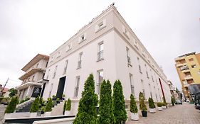 Richmond Hotel